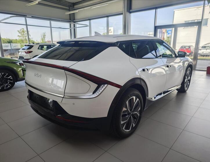 KIA EV6 5