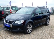 Volkswagen Touran 1