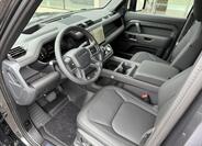 Land Rover Defender 12