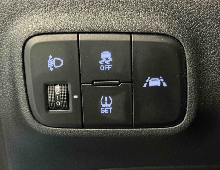 Hyundai i10 17