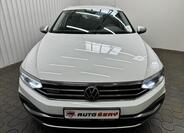 Volkswagen Passat 13