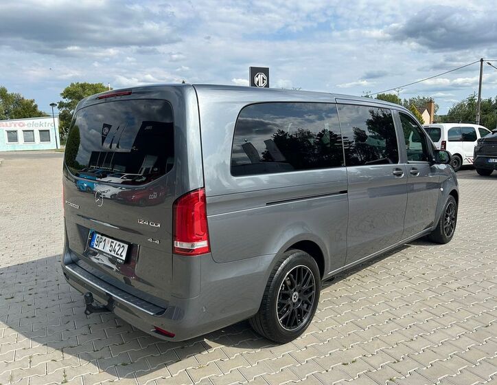 Mercedes-Benz Vito 5