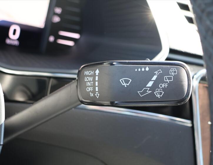 Škoda Superb 24