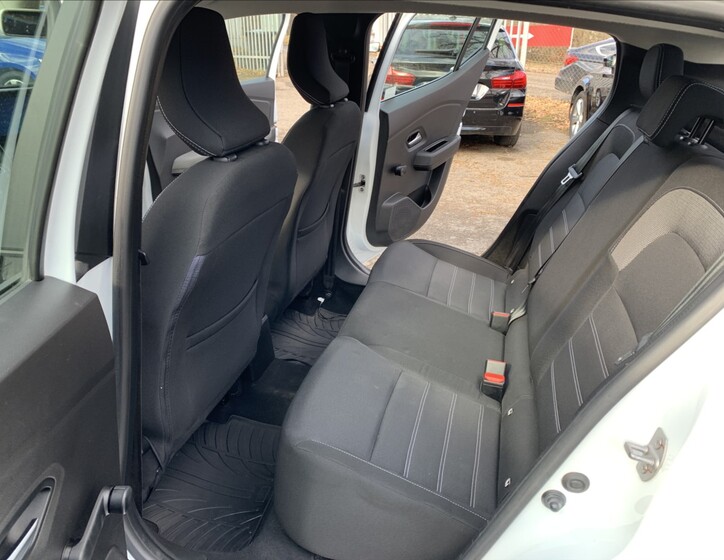 Dacia Sandero 18