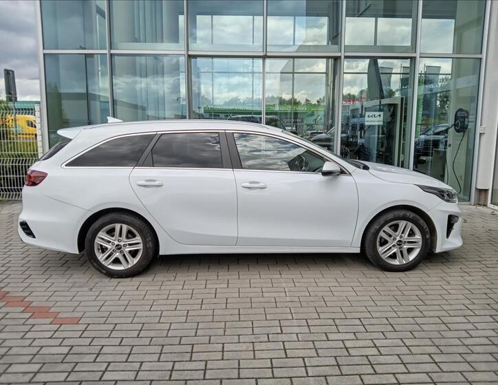 KIA Ceed 5