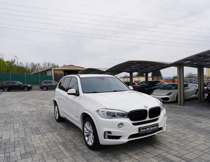 BMW X5 8