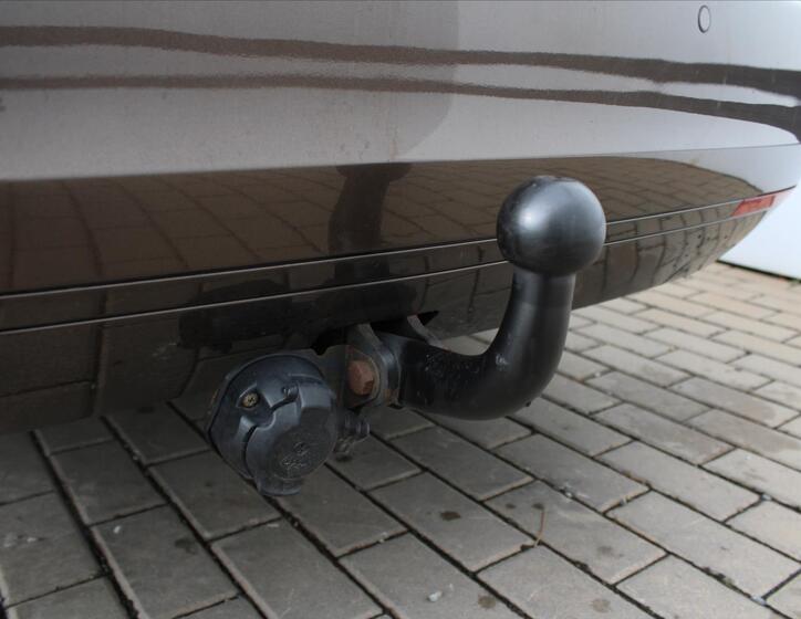 Volkswagen Golf 13