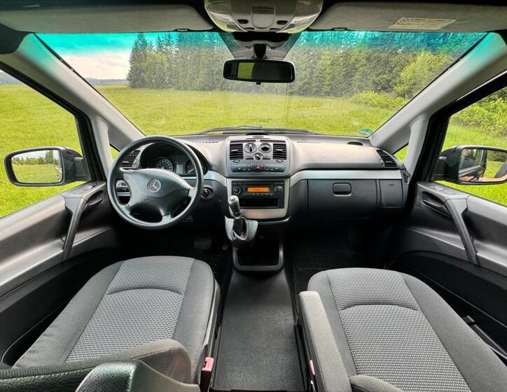 Mercedes-Benz Vito 21