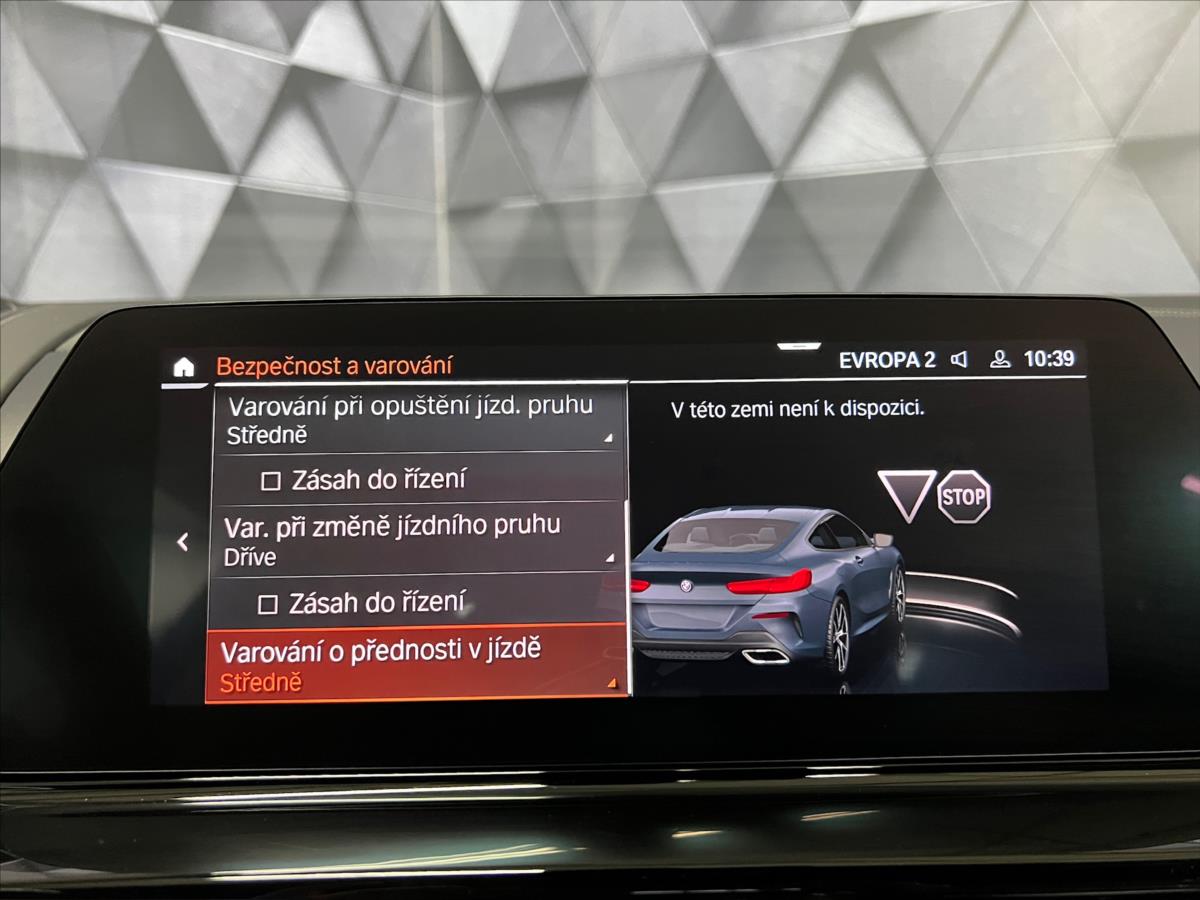 BMW Řada 8