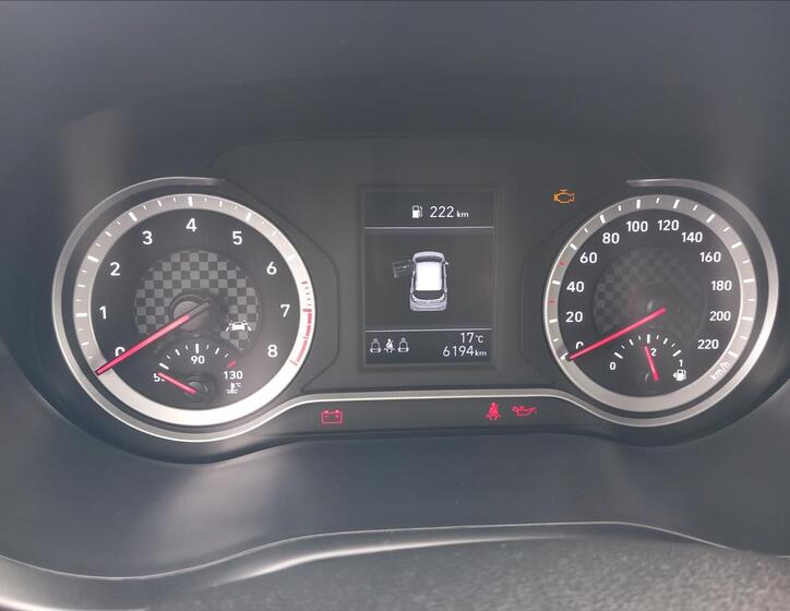 Hyundai i10 12