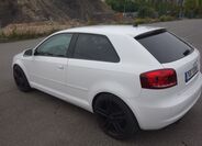Audi A3 8
