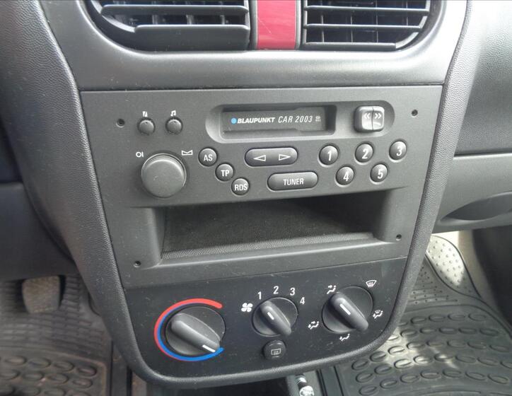 Opel Corsa 8