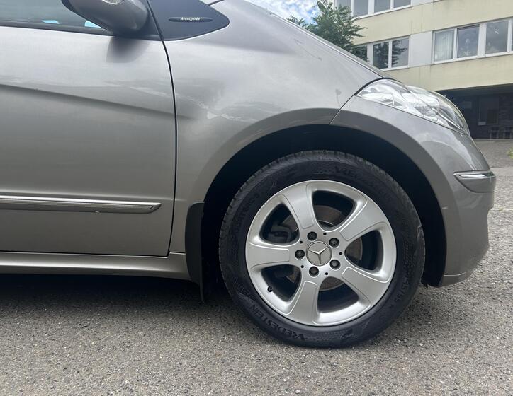 Mercedes-Benz Třídy A 12