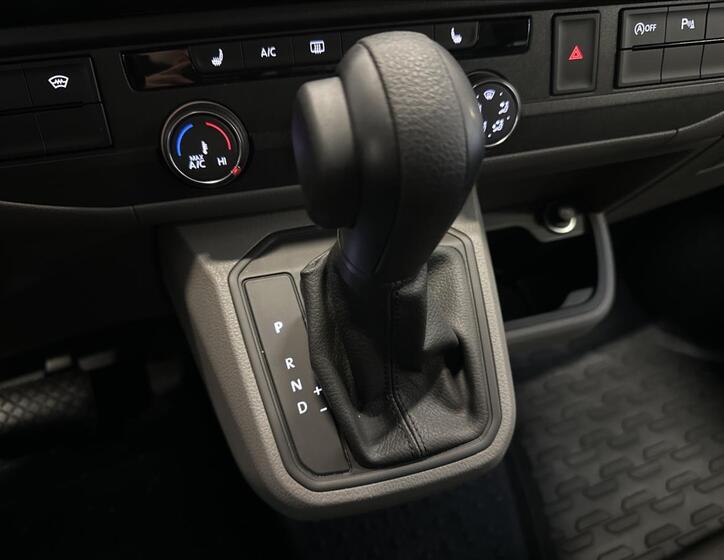 Volkswagen Transporter 11