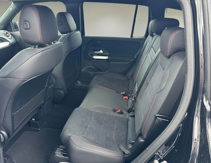 Mercedes-Benz GLB 12