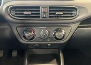 Hyundai i10 21