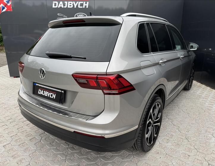 Volkswagen Tiguan 7