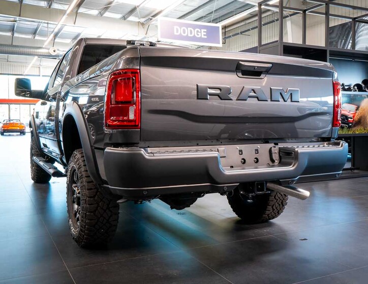 Dodge RAM 3