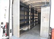 Ford Transit 8