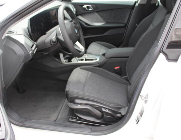 BMW Řada 2 21