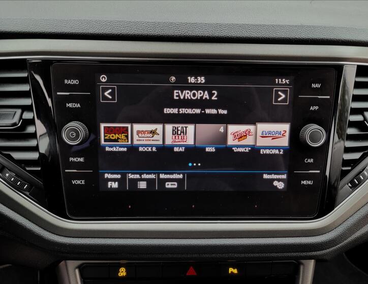 Volkswagen T-Roc 27
