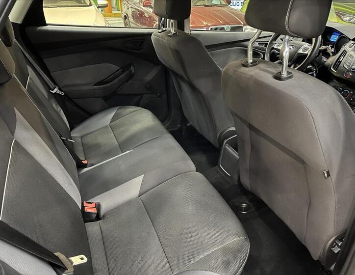 Ford Focus 11