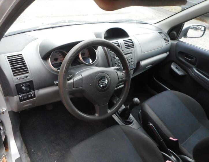 Suzuki Ignis 9