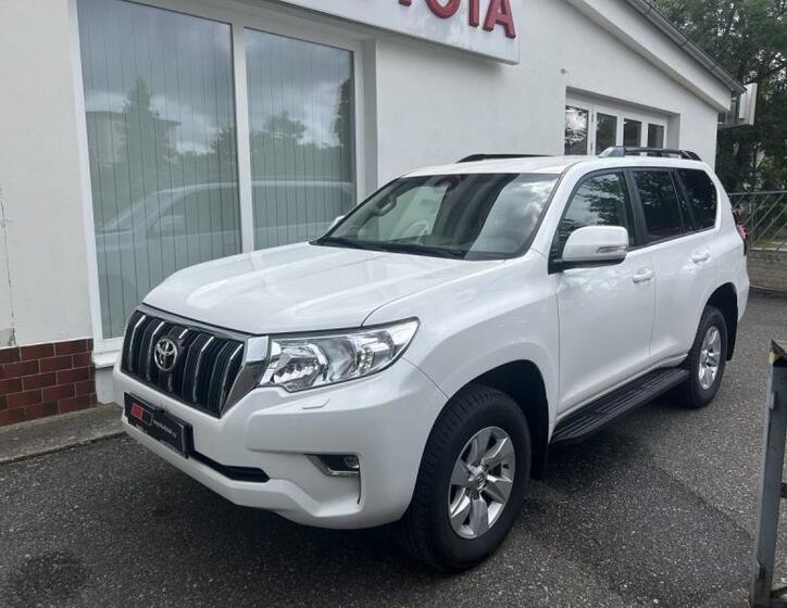 Toyota Land Cruiser 5