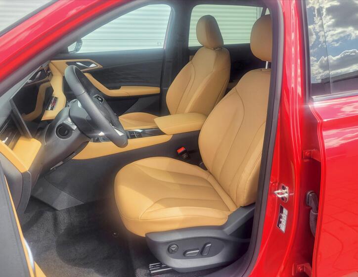 MG HS 13