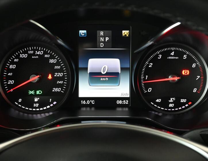 Mercedes-Benz GLC 13