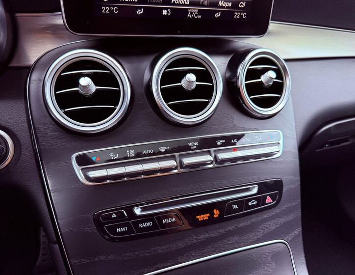 Mercedes-Benz GLC 22