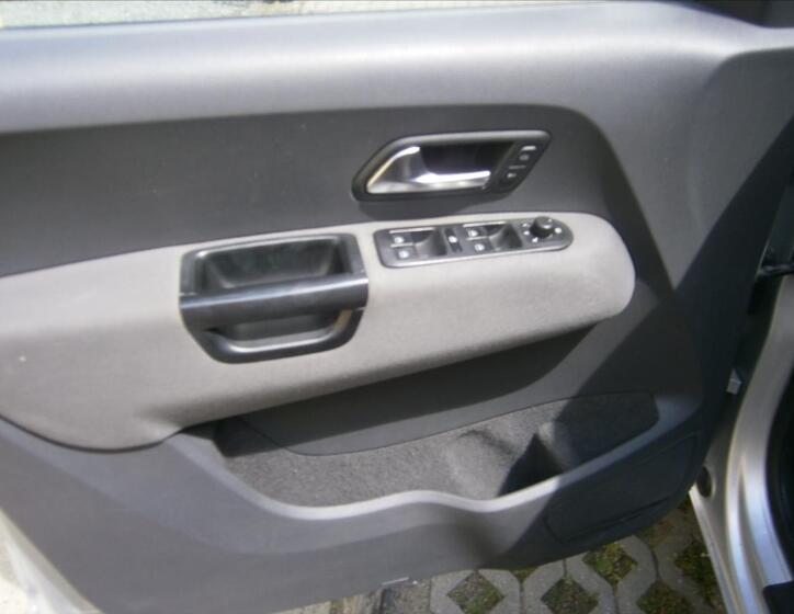 Volkswagen Amarok 10