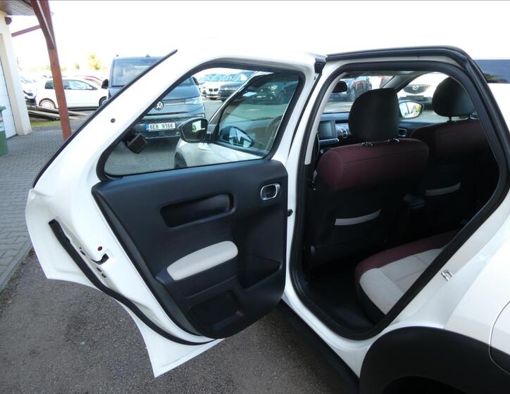 Citroën C4 Cactus 22