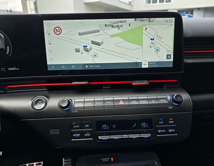 Hyundai Kona 21