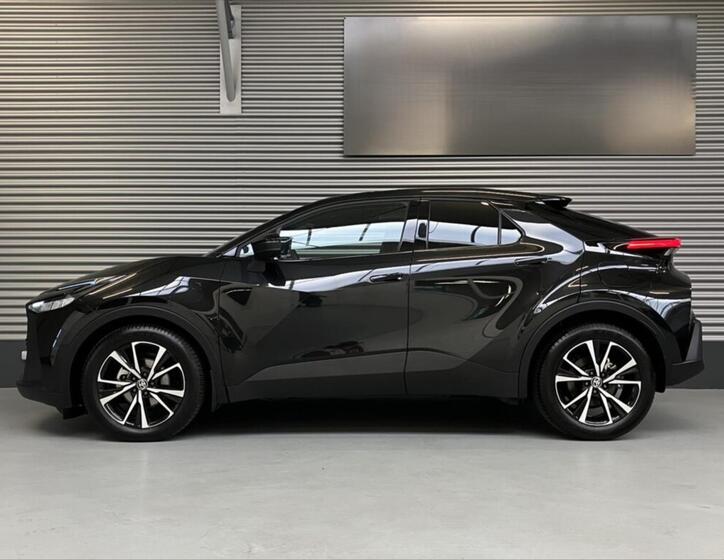 Toyota C-HR 5