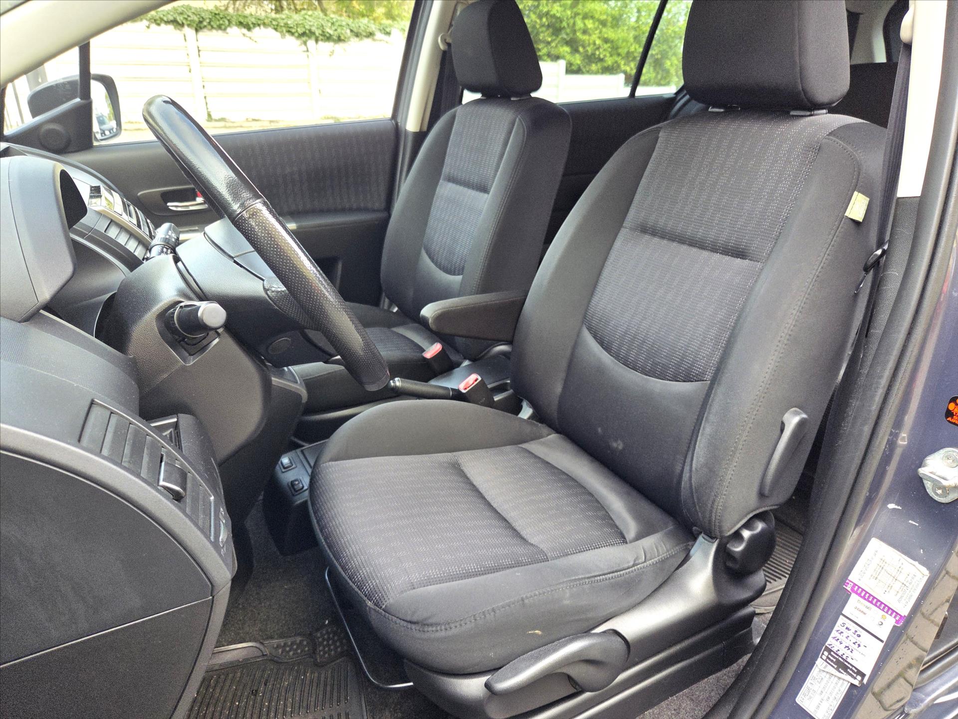 Mazda 5