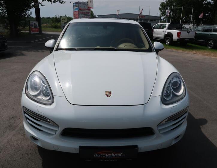 Porsche Cayenne 7