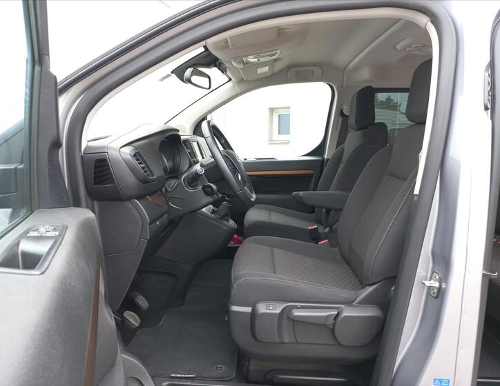 Toyota ProAce Verso 9