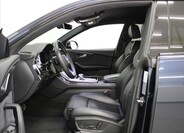 Audi Q8 6