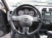Toyota RAV4 12