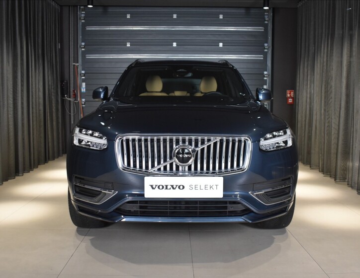 Volvo XC90 6