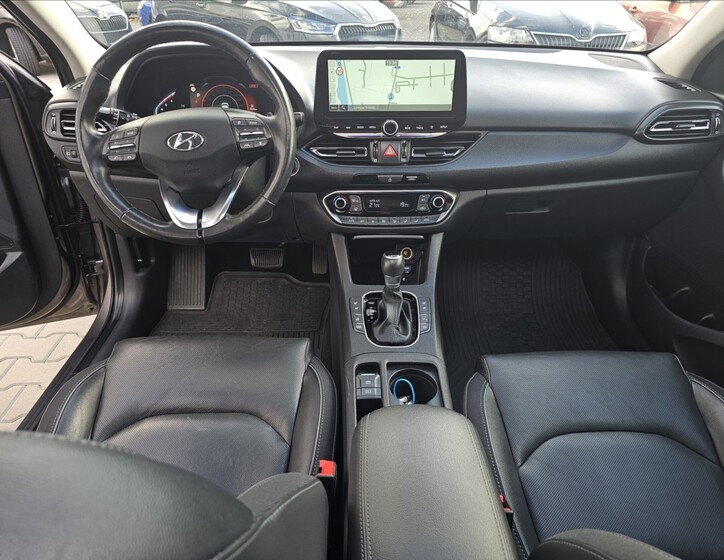 Hyundai i30 32