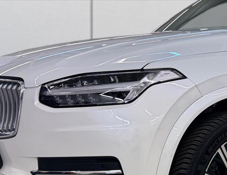 Volvo XC90 5