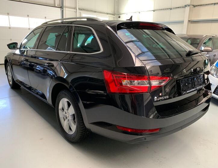 Škoda Superb 4