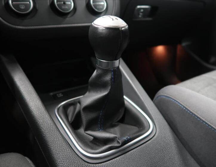 Volkswagen Golf 22