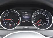 Volkswagen Golf 28