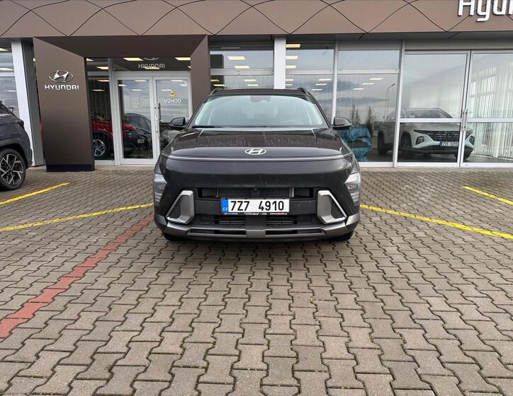 Hyundai Kona 5