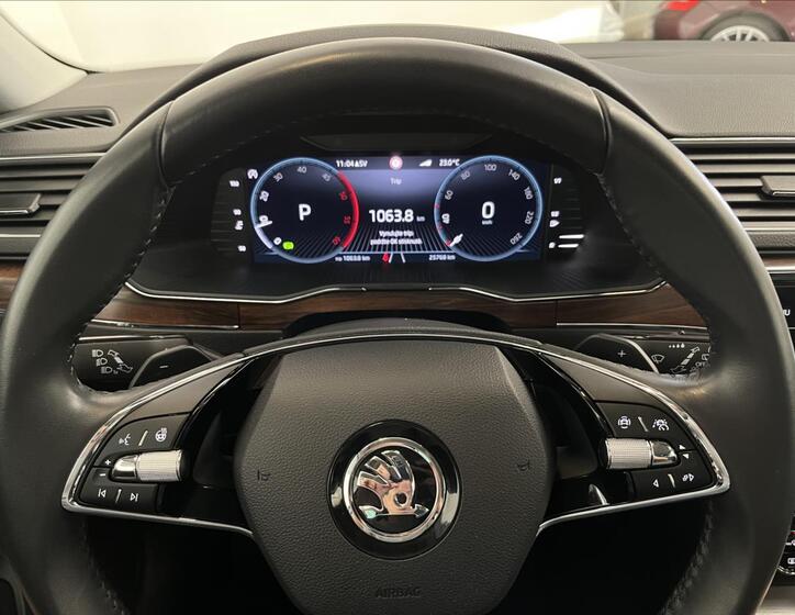 Škoda Superb 14