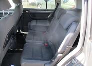 Volkswagen Touran 8