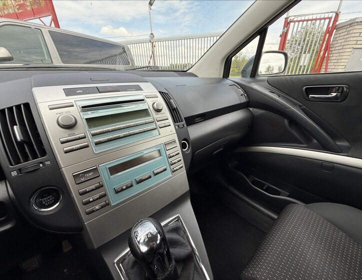 Toyota Corolla 12